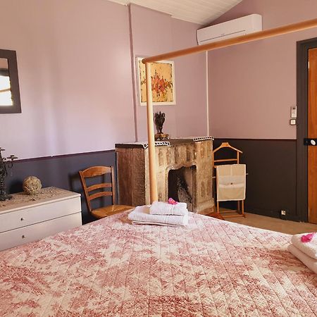 Le Clos Des Pins Claira Quarto foto