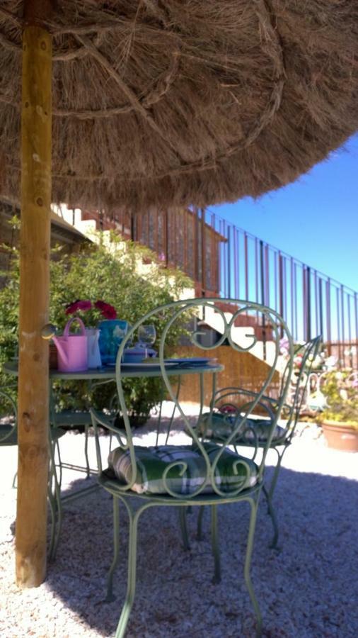 Le Clos Des Pins Claira Exterior foto